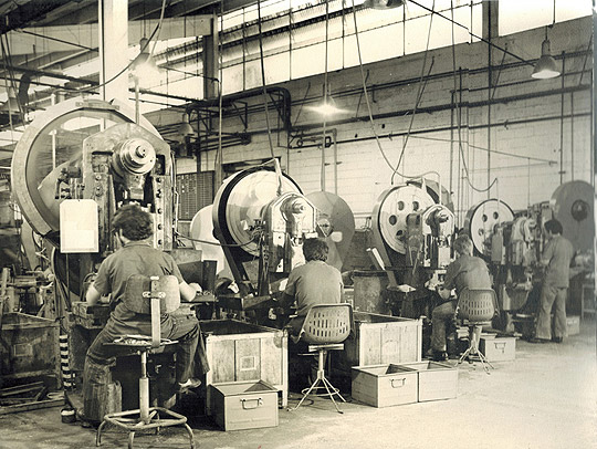 Desenhos de produto, peças técnicas, usinadas, estampadas. Normas ABNT, DIN, ISO9001