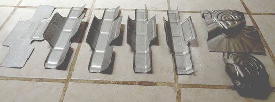 Estampos de construção monobloco tipo transfer com manipuladores e pinças