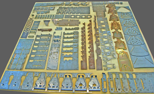 Estampos progressivos - corte e dobra, calibragem de ferramenta até 8 metros de comprimento