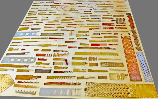 Estampos progressivos para prensa rápida - peças e terminais elétricos, latão e cobre