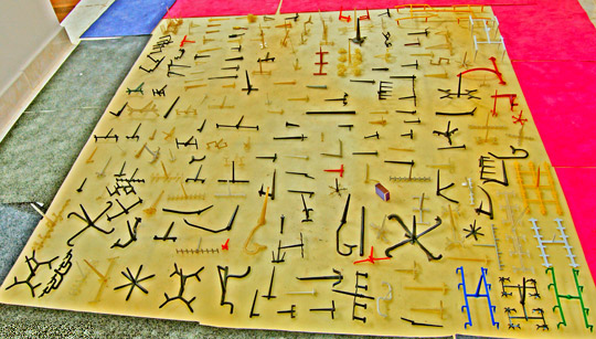 Central elétrica, caixa de fusíveis, relés, filtros difusores óticos, painel de instrumentos