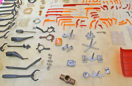 Peças de metais - ZAMAC, alumínio, latao, conquinhas, produtos e amostras