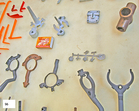 Peças de metais - ZAMAC, alumínio, latao, conquinhas, produtos e amostras