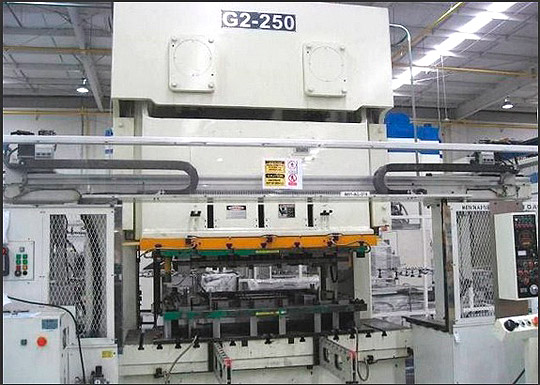 Ferramentas usando prensas GUTMANN de até 500 toneladas